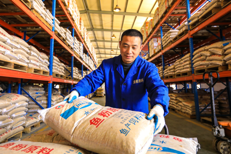 3 月水产饲料集体涨价，最高涨 1000 元 / 吨，水产采购端成本与货源布局指南